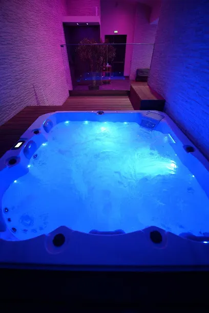 Image de L'atypique SPA | Massages - Piscine - Jacuzzi - Hammam - Sauna