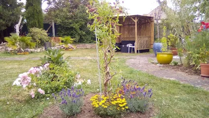 Image de Music’Home Chambres d’hôtes avec SPA île-de-France. Soirée romantique essonne, piscine, et Tâble d'hôte