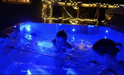 Image de O-et-Terre, gite ressourcement bains spa cryothérapie sauna et foret